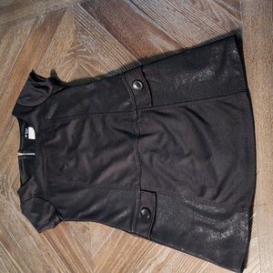 Black zip up short sleeve blouse